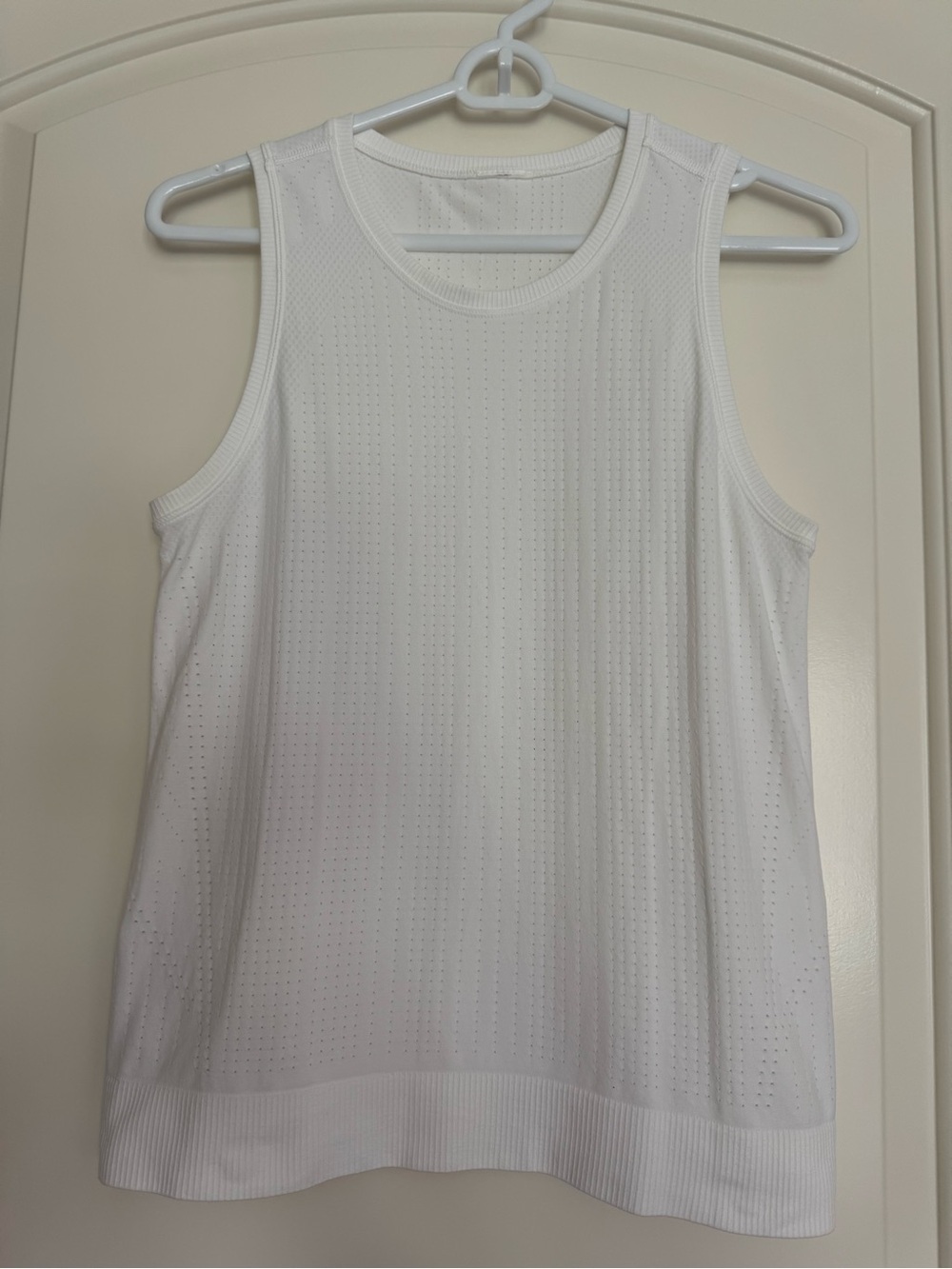 Athleta White In Motion Seamless Tank